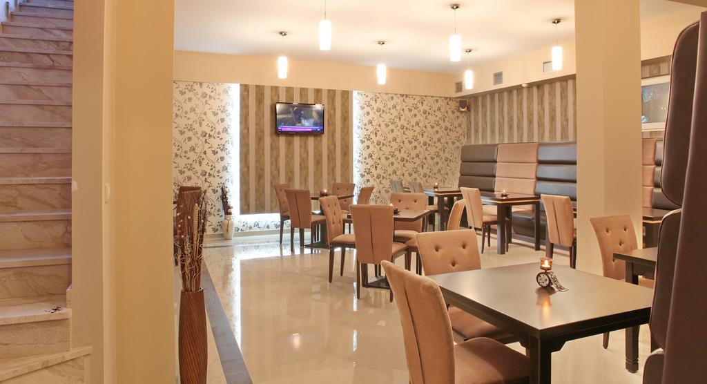 Garni Hotel Tema Nova Čačak Exteriör bild