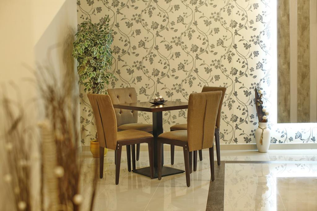 Garni Hotel Tema Nova Čačak Exteriör bild